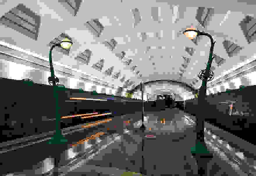impressive-metro-subway-underground-stations-42__880.jpg
