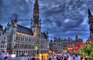 Οι 10 πιο όμορφες ευρωπαϊκές πλατείες