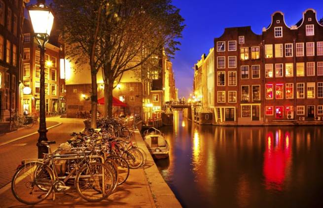 Άμστερνταμ: Στα κανάλια της εαρινής ελευθερίας
