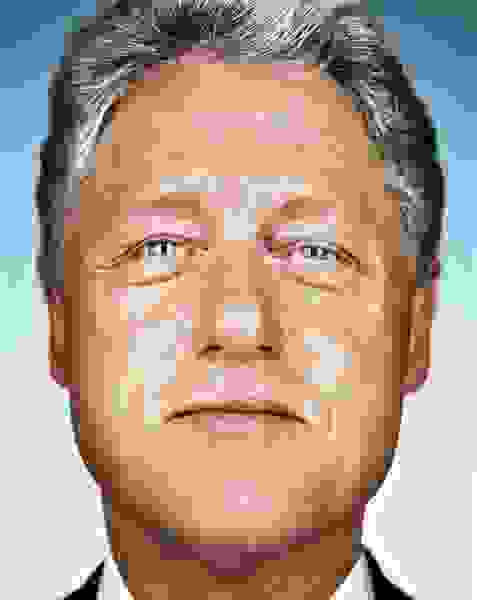 00Martin-Schoeller-celebrity-photography-billclinton-TheSuiteWorld large