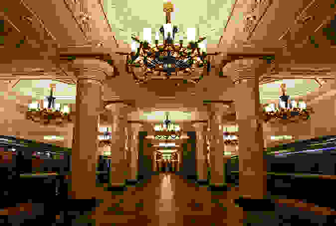 00metro station 4