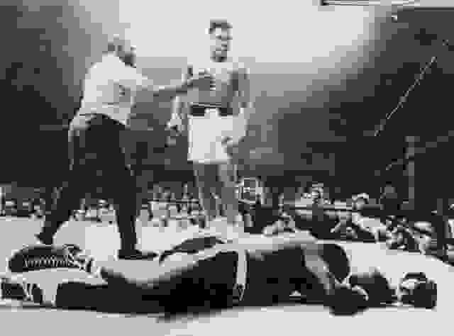 0Mohamed-Ali-and-Sonny-Liston-from-AFP.jpg