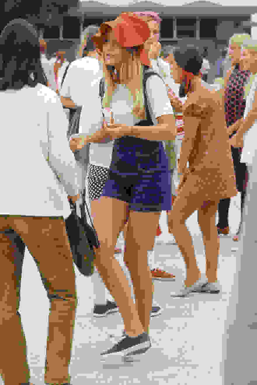 1969-hippie-high-school-fashion-photography-13.jpg