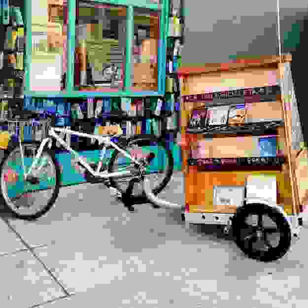 Bibliobicicleta-15.jpg