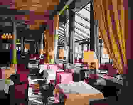 Cafe-de-la-Paix-Paris-France2.jpg