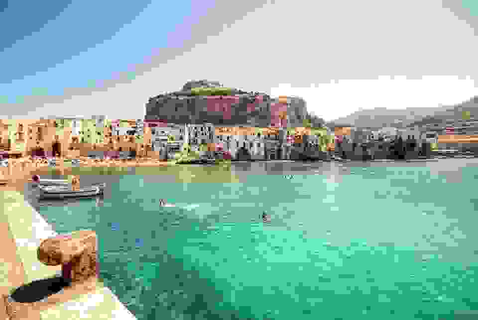 Cefalu1.jpg