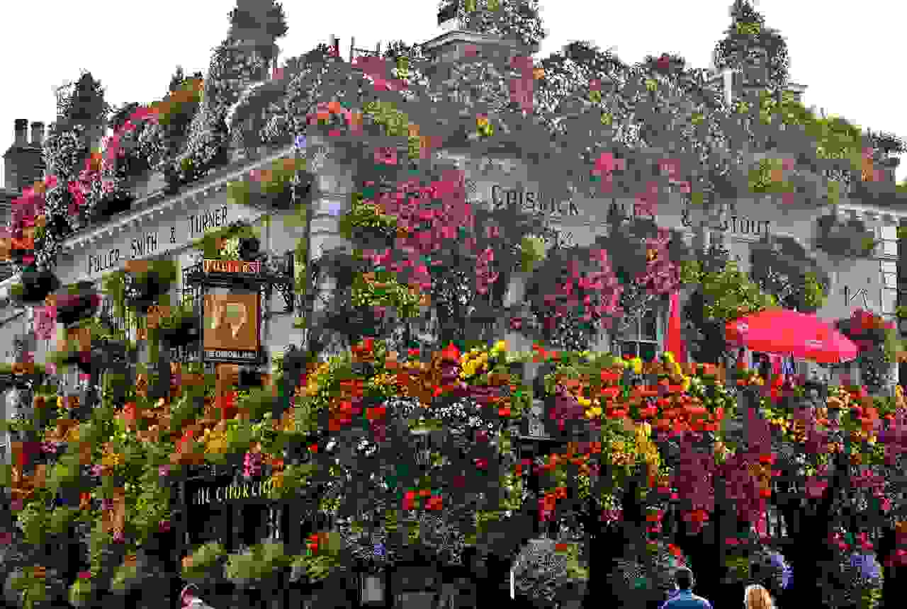 ChurchillArms02.jpg