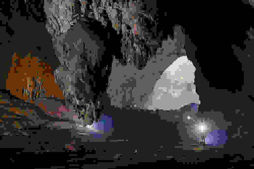 Hang-Son-Doong-Cave-Doline-2.jpg