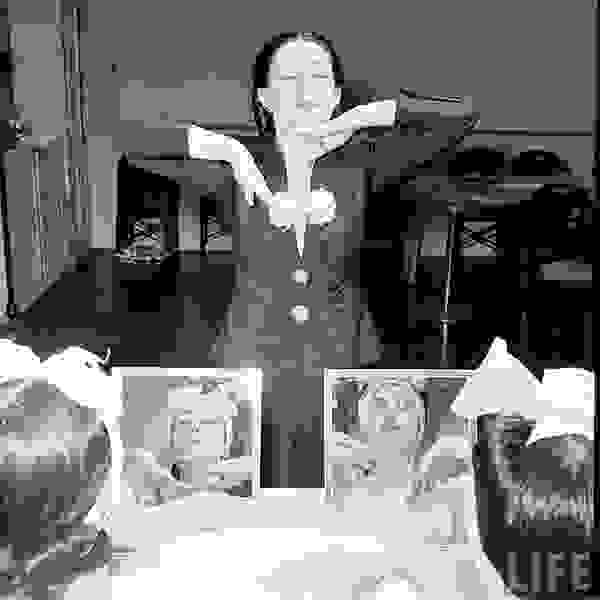 Helena-Rubinstein-beauty-school-1.jpg