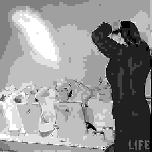 Helena-Rubinstein-beauty-school.jpg