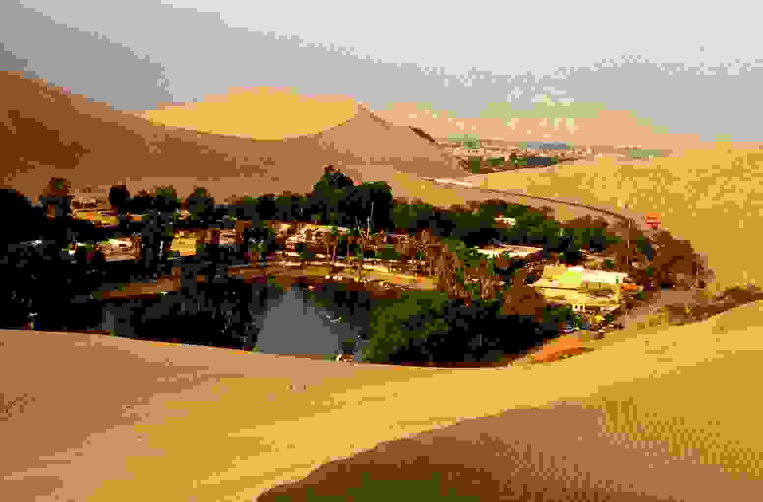 Huacachina.jpg
