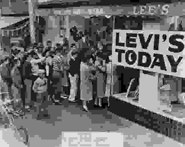 Levi-Strauss19.jpg