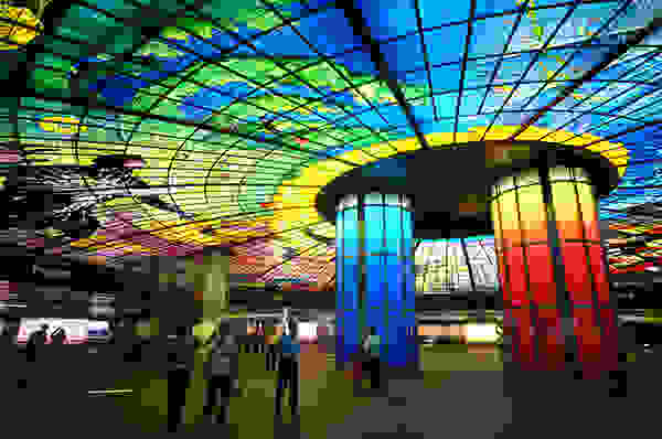 Most-Impressive-Subway-Stations-In-The-World7__880.jpg