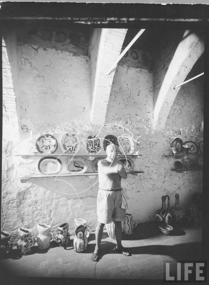 Pablo-Picasso-strobe-light-21.jpeg