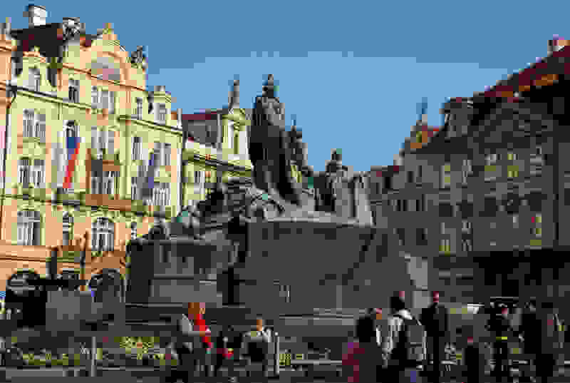 Plaza-de-la-Ciudad-Vieja3.jpg