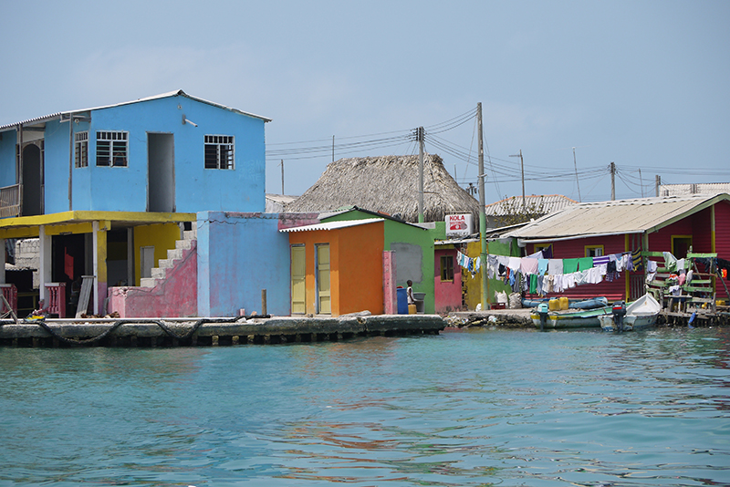 Santa-Cruz-del-Islotehouses.JPG
