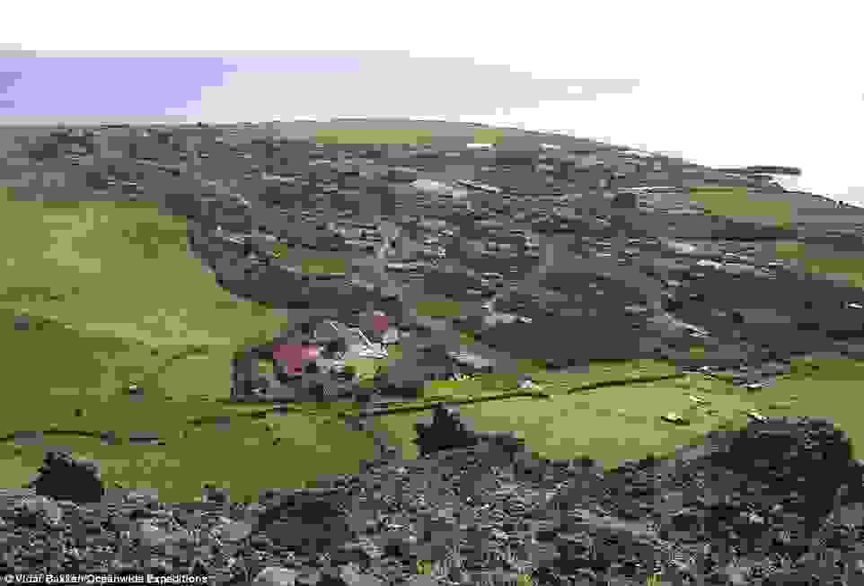 Tristan-da-Cunha-1.jpg