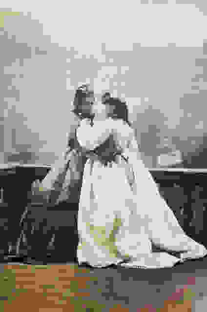 VictorianQueerWomen281329.jpg