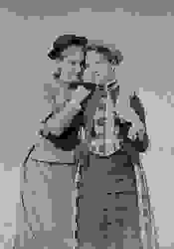VictorianQueerWomen281429.jpg