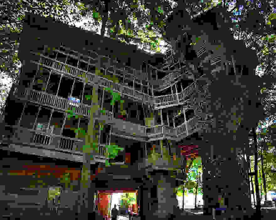 amazing-treehouses-3.jpg