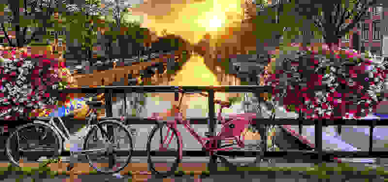 amsterntam-sta-kanalia-tis-earinis-eleftherias0.jpg