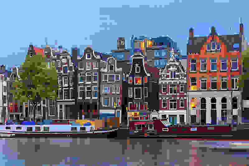 amsterntam-sta-kanalia-tis-earinis-eleftherias5.jpg