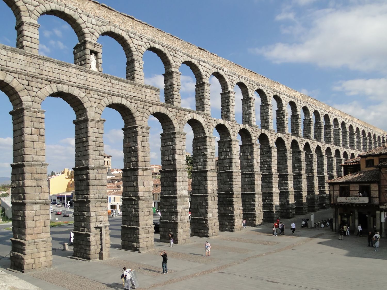 aqueduct_of_segovia_08.jpg