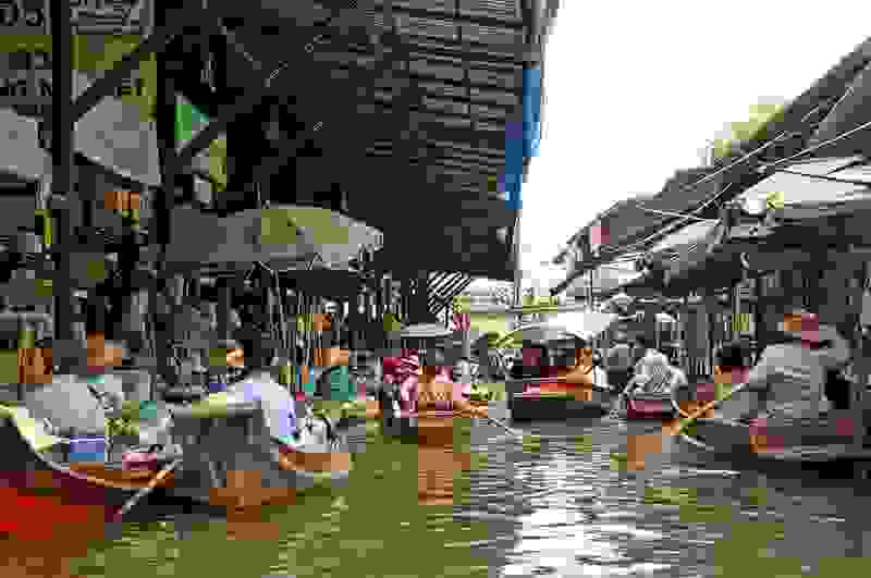 bangkok-floating-market-12.jpg