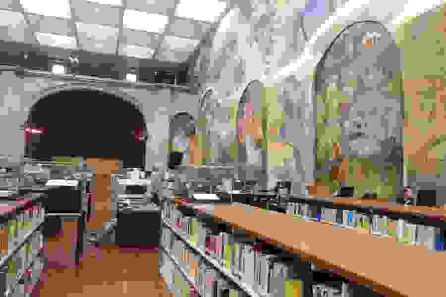 biblioteca2.jpg
