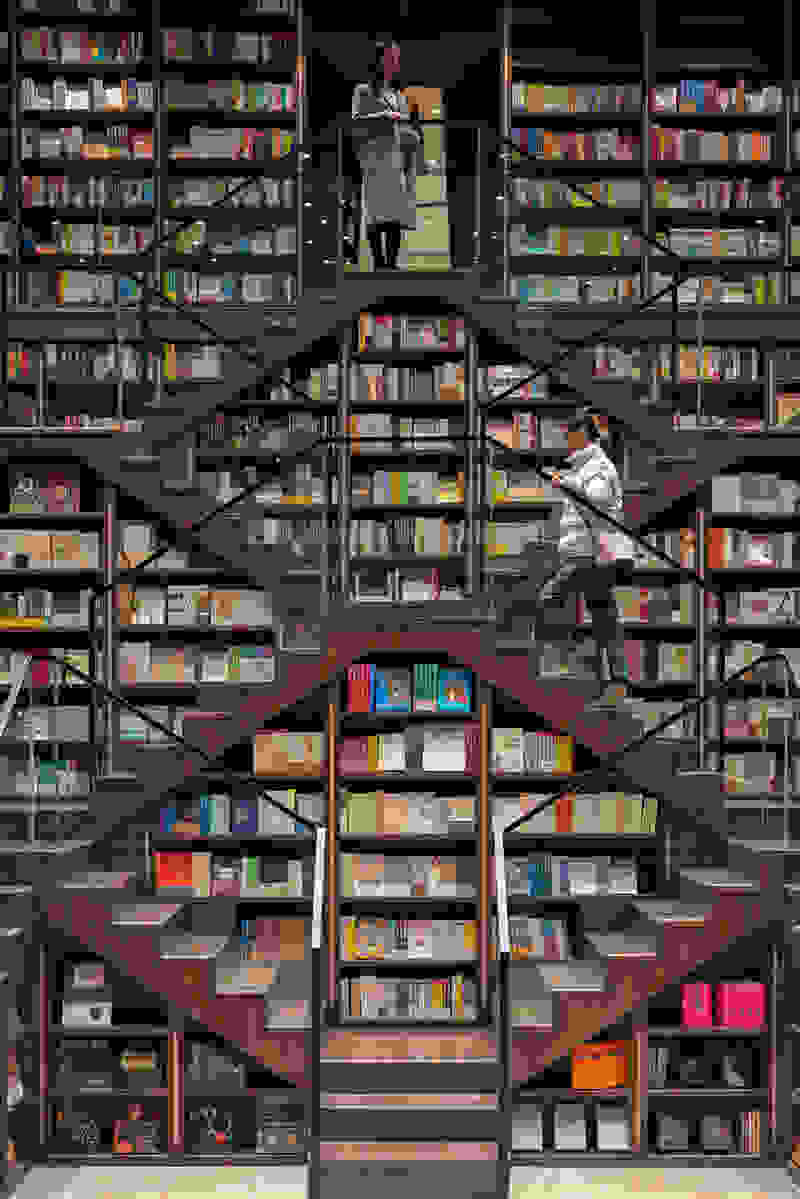 bookstore-eser-1.jpg