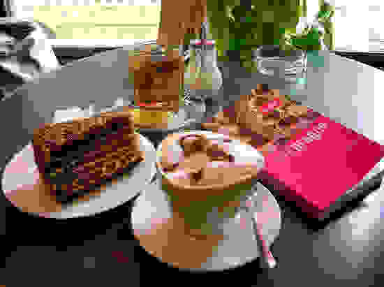 breakfast-at-the-slavia.jpg