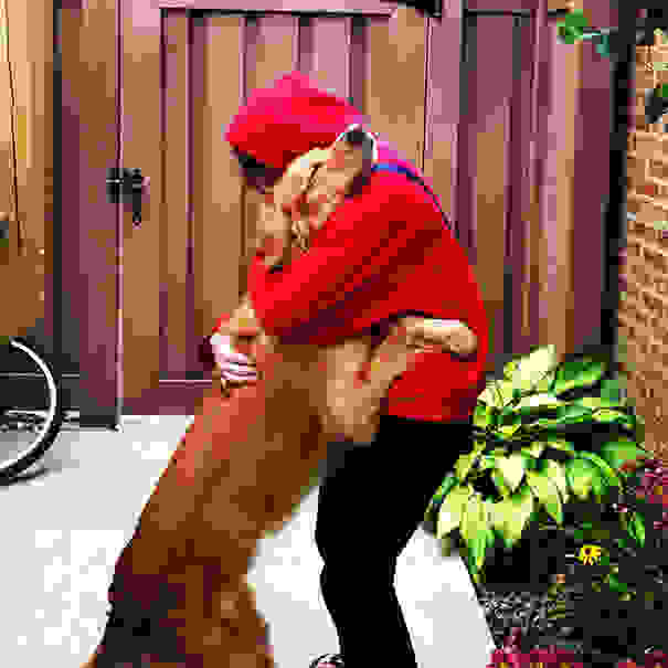 cute-dogs-hugging-humans-92.jpg