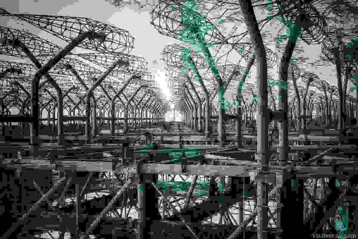 fubiz-vladimir-migutin-chernobyl-infrared-06.jpg