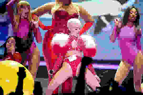 MileyCyrusBagerzTour3
