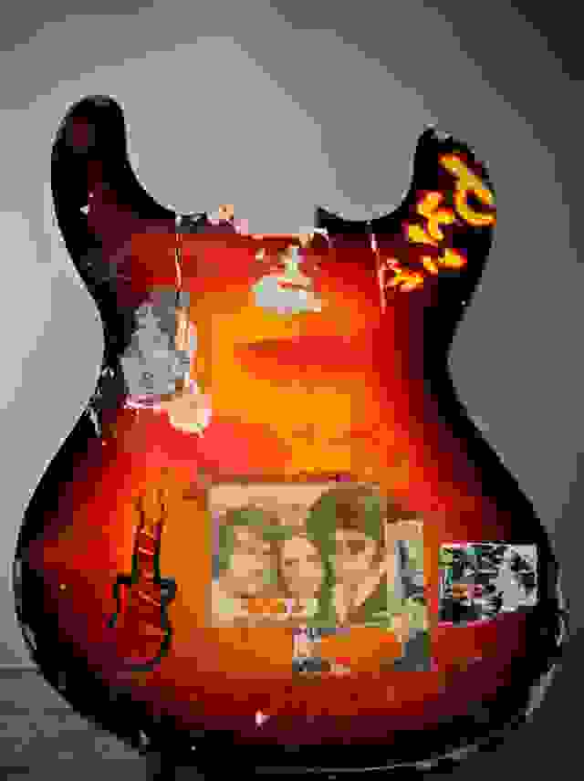 smashed-guitar-cobain
