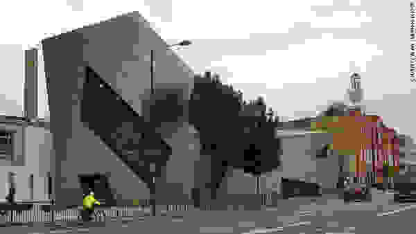 univ4