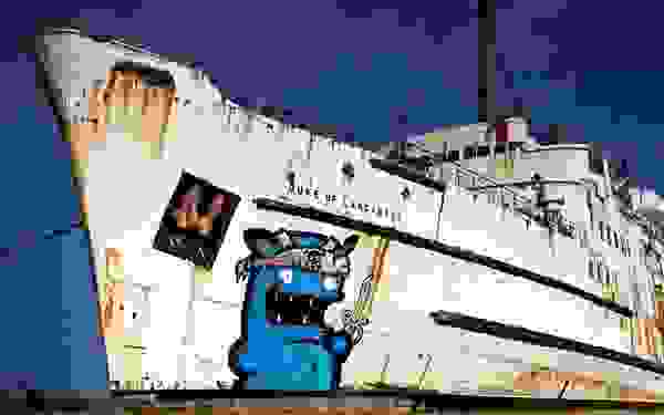 Meet-The-Duke-Of-Lancaster-An-Abandoned-Ship-Cover-In-Street-Art-22