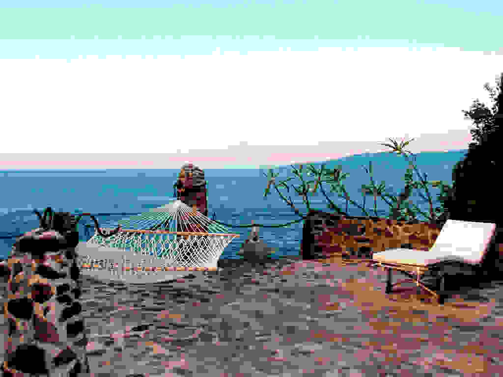MoonHole 04