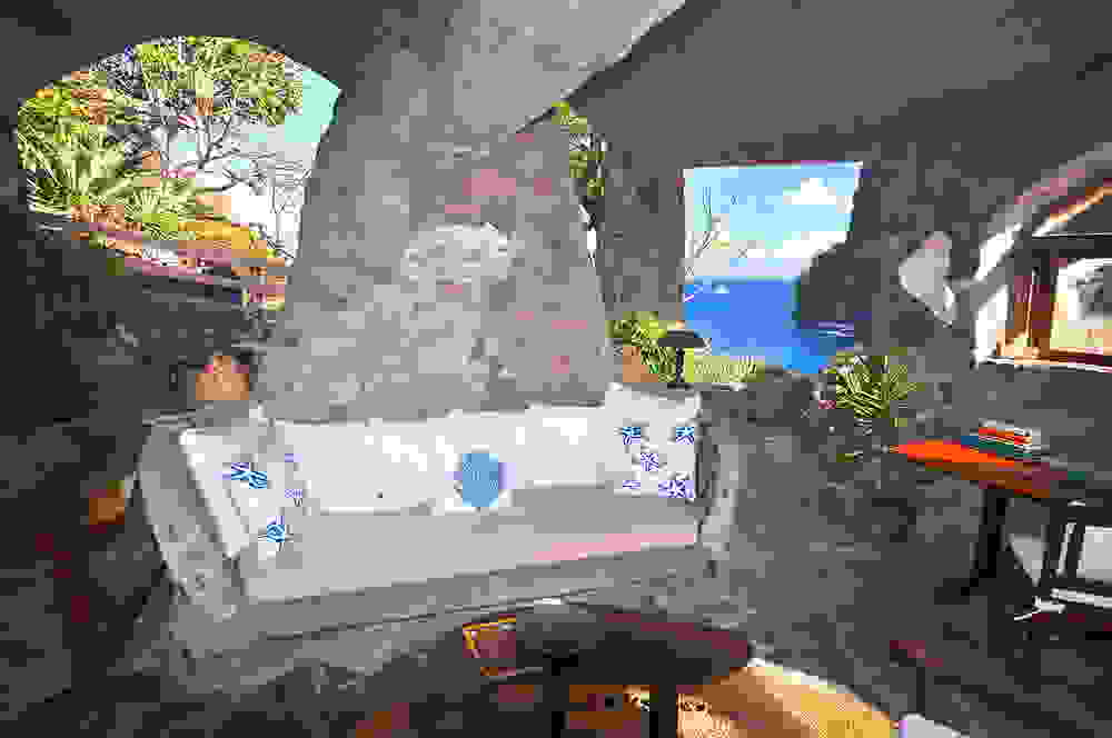 MoonHole agnew