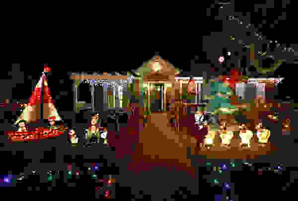 USA-CHRISTMASLucyNicholson-los-angeles13