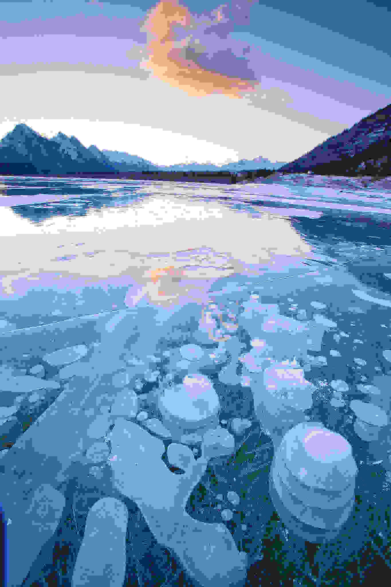 abraham-lake4