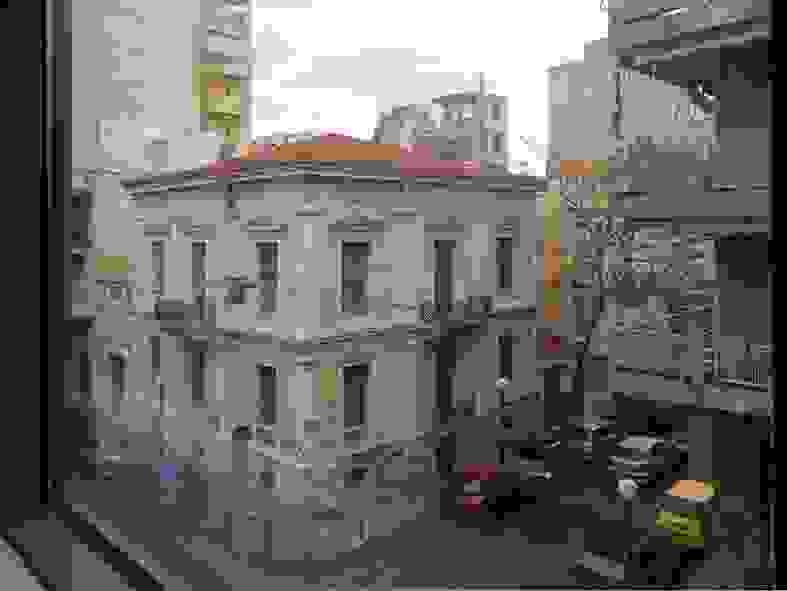 athina-sto-parisi
