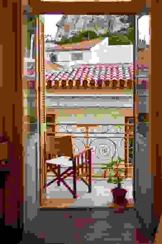 athina-sto-parisi22