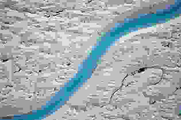 blue-river-glecier-2