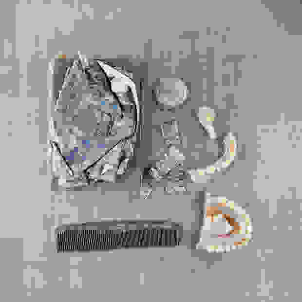 dentures-comb