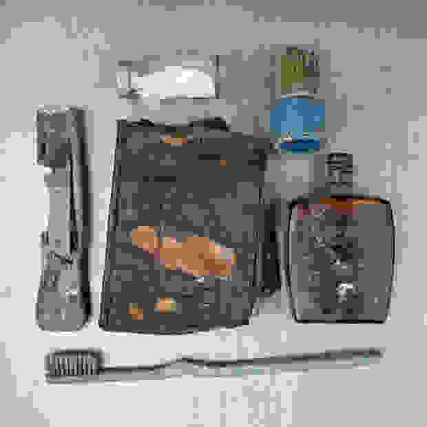 shaving-toothbrush