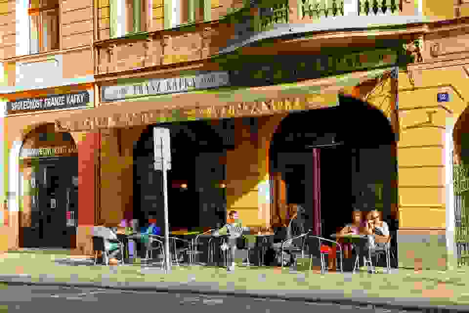 ta-pio-istorika-kafe-stin-evropi-4