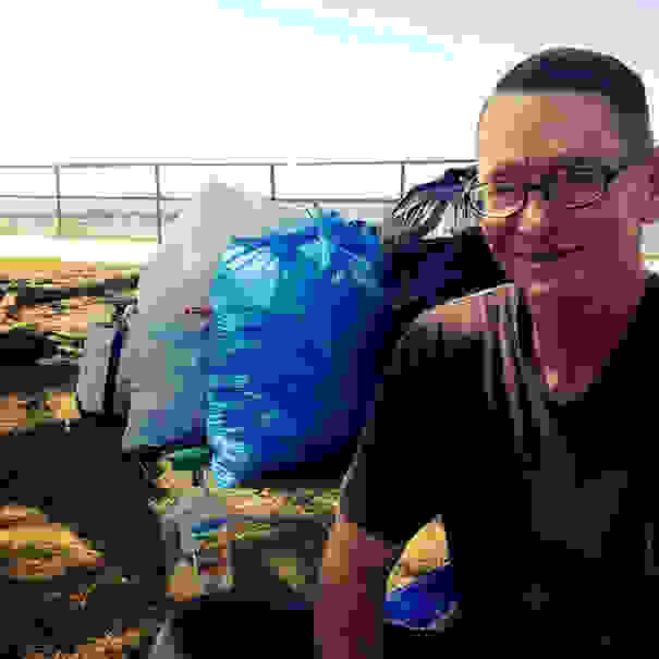 haircuts-for-homeless-mark-bustos-2.jpg