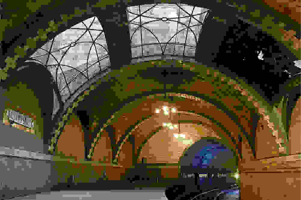 impressive-metro-subway-underground-stations-24.jpg