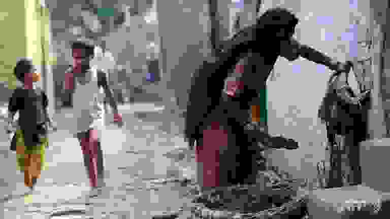 india-human-waste.jpg